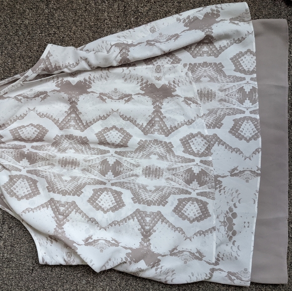 Calvin Klein Layered Snake Skin Top - Picture 4 of 4